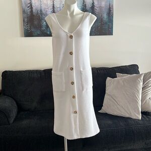 Sweet Claire women’s white sleeveless dress size medium NWT